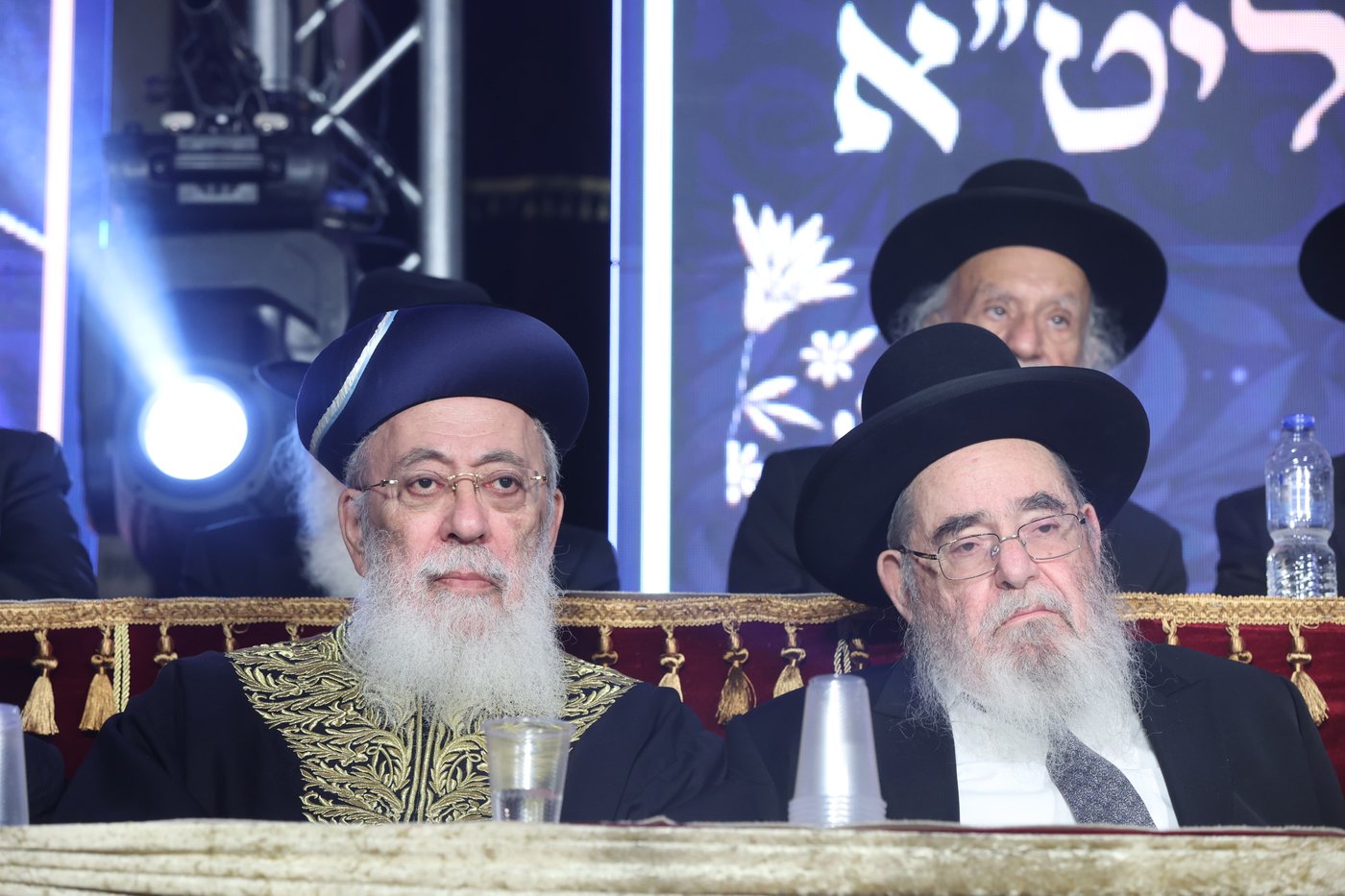 הכתרת הראש"ל הרב דוד יוסף בבית הכנסת הגדול