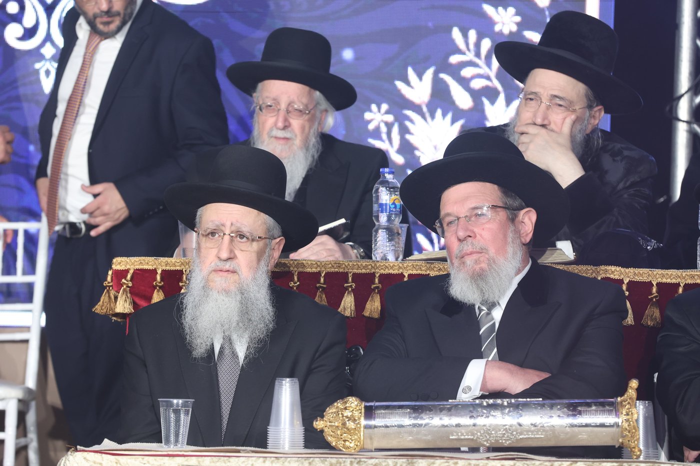הכתרת הראש"ל הרב דוד יוסף בבית הכנסת הגדול
