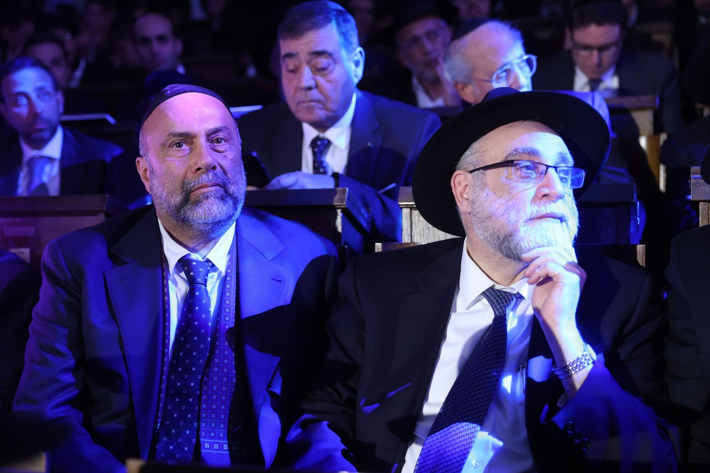 הכתרת הראש"ל הרב דוד יוסף בבית הכנסת הגדול