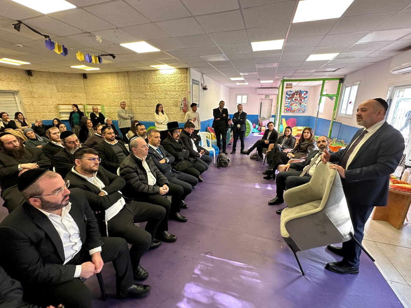 שר הרווחה- יעקב מרגי בביקור באלעד, מכריז על הקמת קמפוס חדש לאגף הרווחה