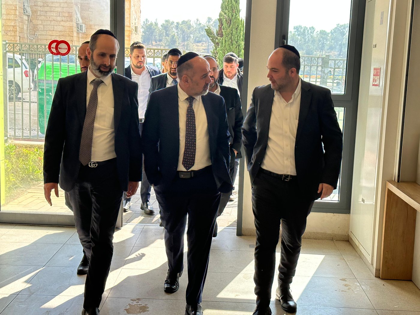 שר הרווחה- יעקב מרגי בביקור באלעד, מכריז על הקמת קמפוס חדש לאגף הרווחה