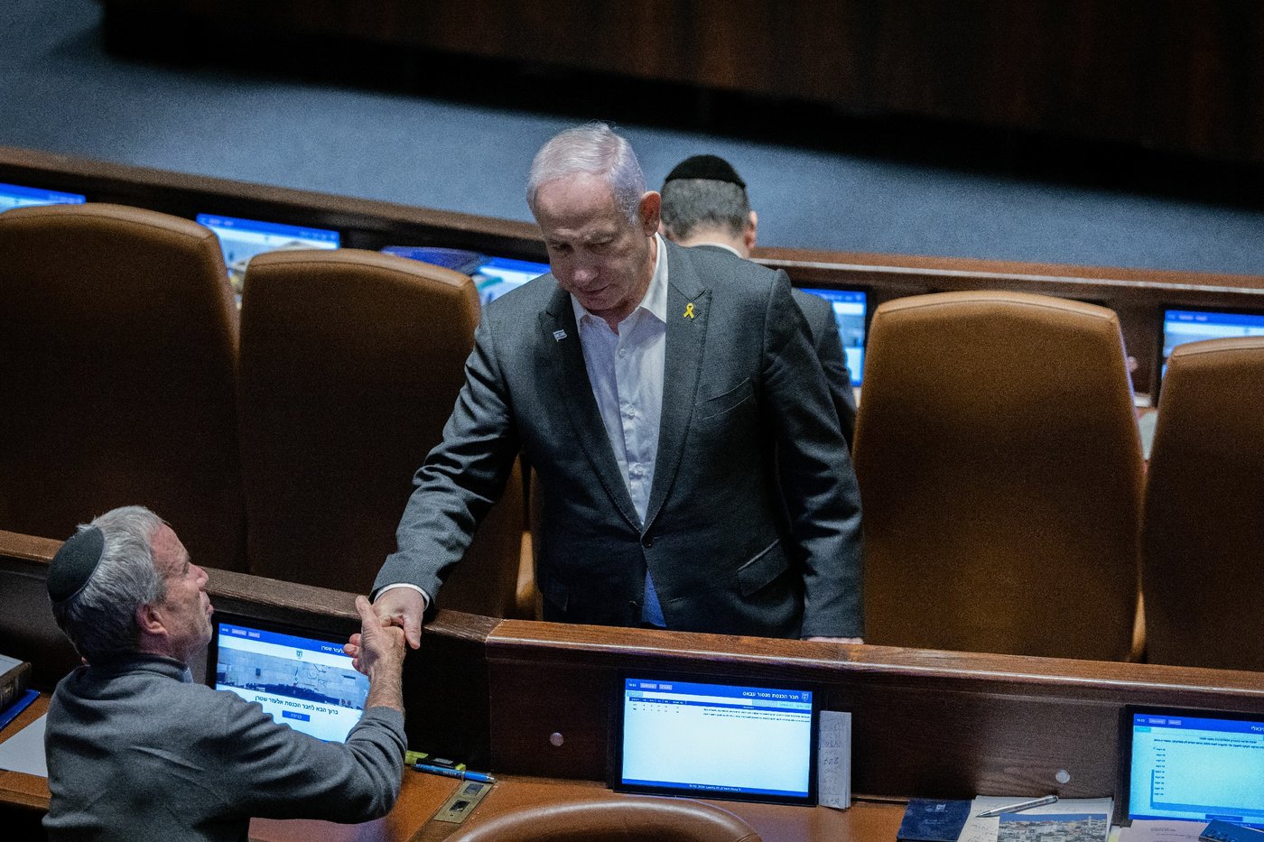 הדרמה הפוליטית במליאת הכנסת