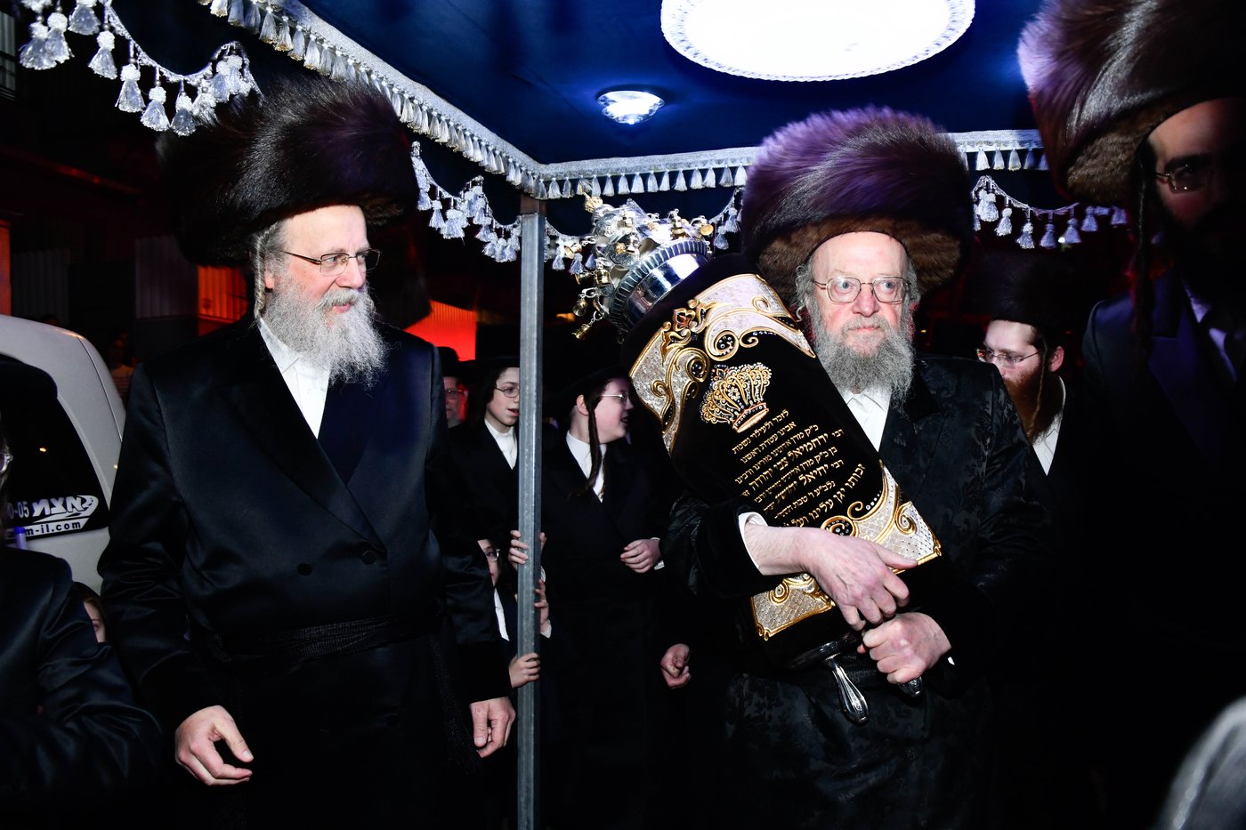 הכנסת ספר תורה לביהמ"ד ביאלה ישרי לב