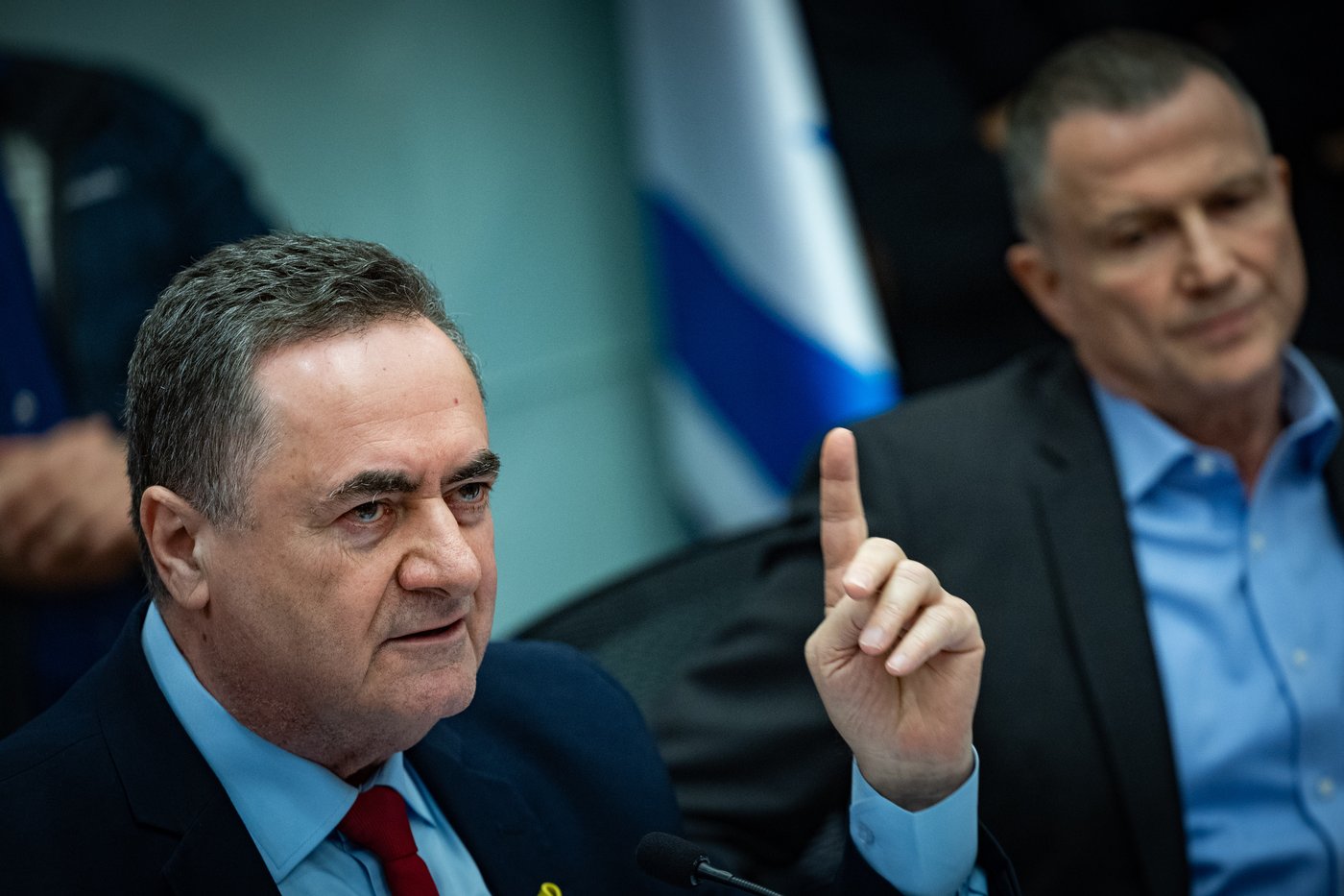 מניף ידו על עולם התורה. כ"ץ בדיון, היום