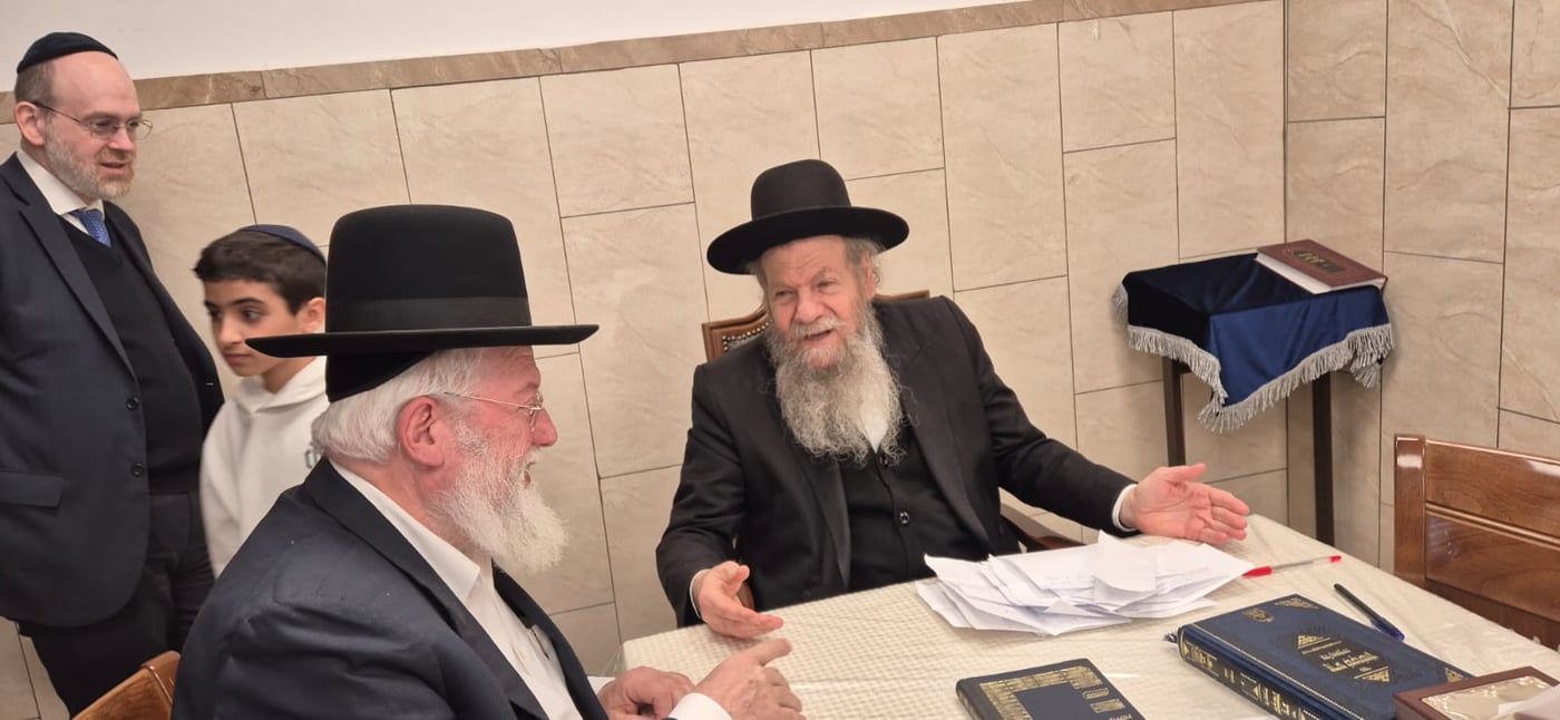 תלמידי בית ספר "חורב" רמת גן בביקור אצל הגרמ"ש אדלשטיין 