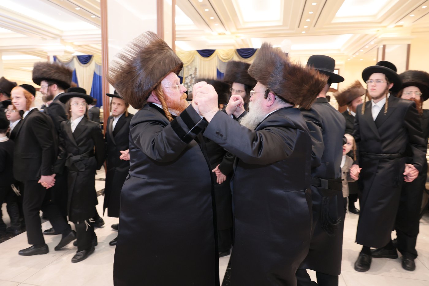שמחת נישואי נכדת האדמו"ר מלעלוב ירושלים