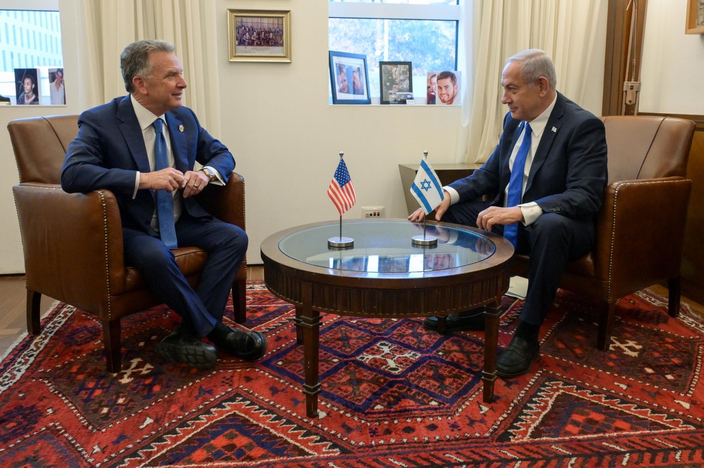 סטיב ויטקוף עם רה"מ נתניהו, של מי המתווה?