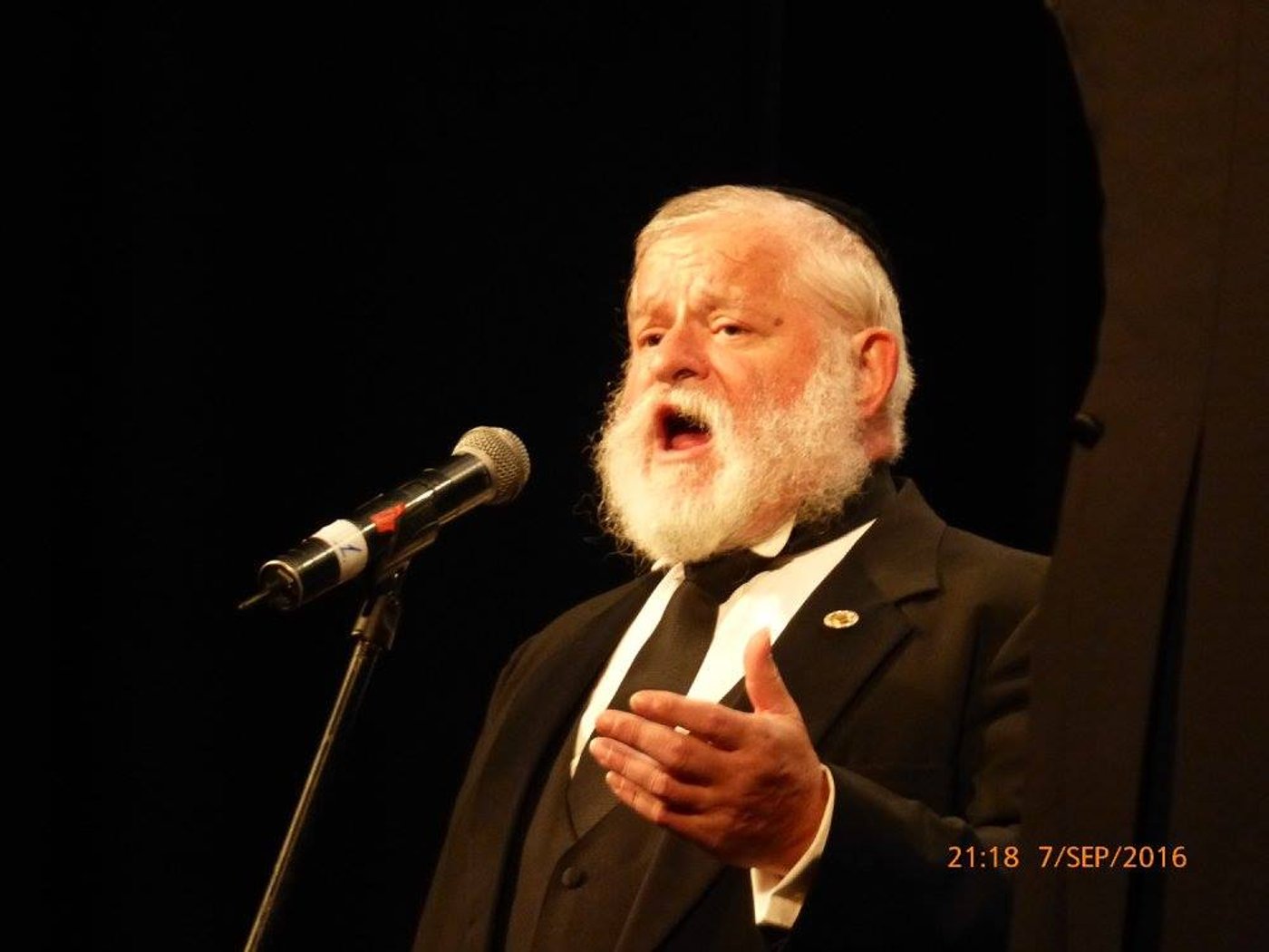 הלך לעולמו החזן בן ציון מילר ז"ל