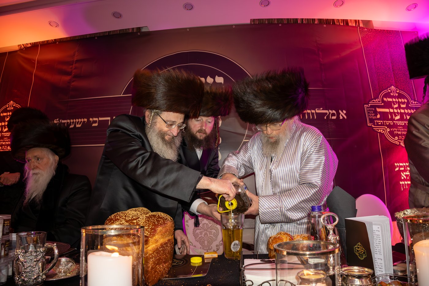האדמו"ר מפינסק קרלין בקרעסטיר