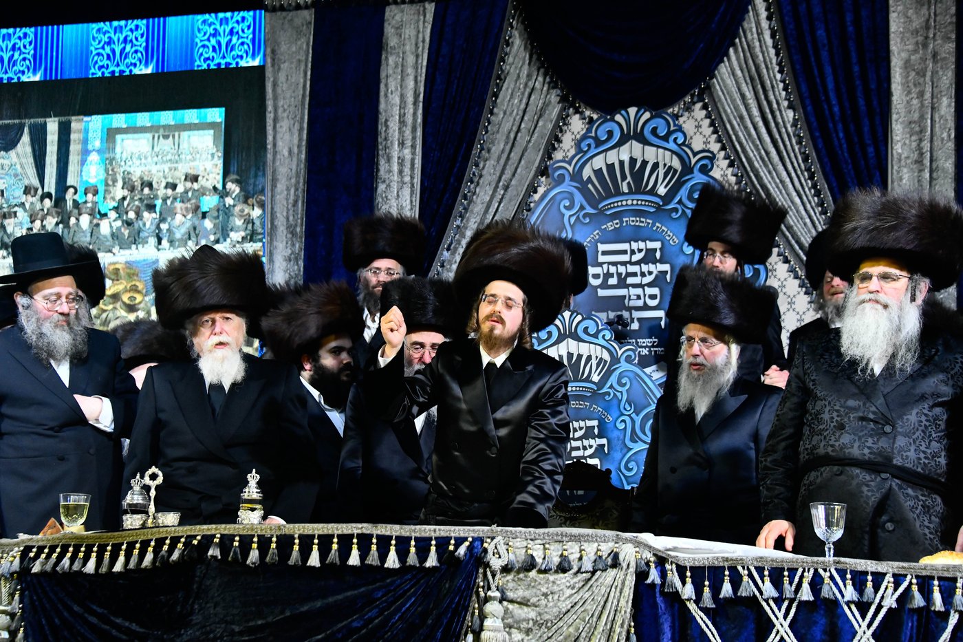הכנסת ספר תורה בחצה"ק סאדיגורה