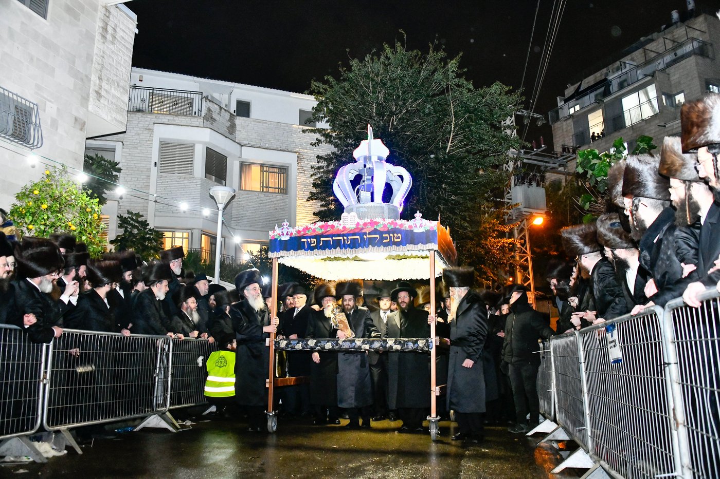 הכנסת ספר תורה בחצה"ק סאדיגורה