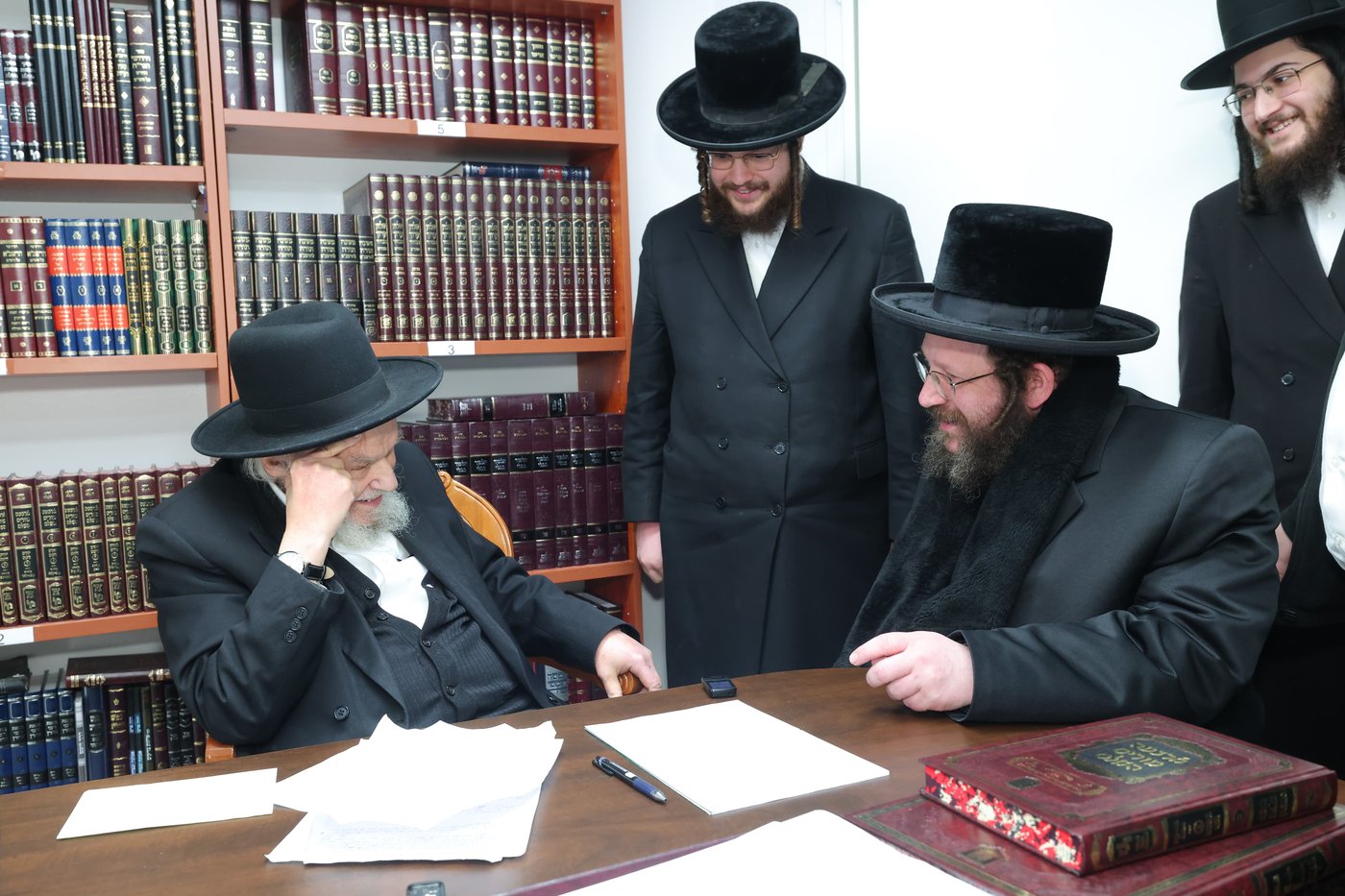 גאב"ד ציריך הגה"צ ר' צבי אלימלך פאדווא בביקור בארה"ק