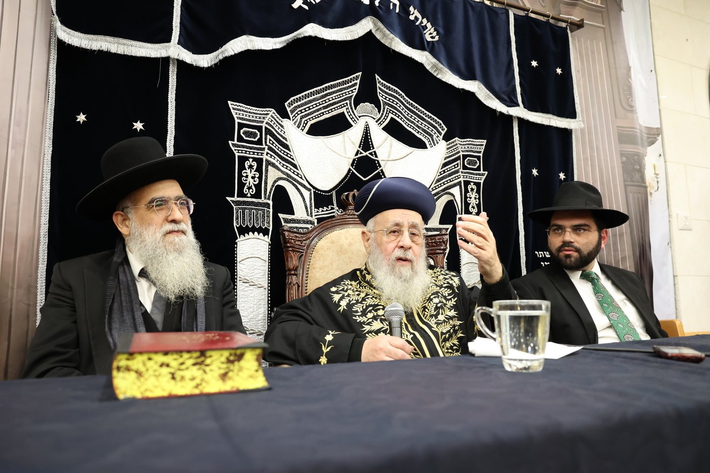 הראשל"צ הגאון רבי יצחק יוסף במודיעין עילית