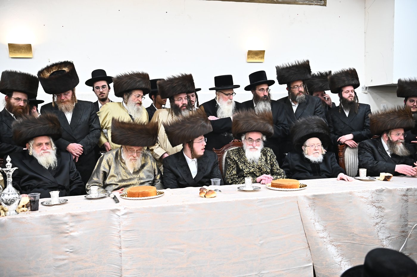 שמחת השבע ברכות בחצה"ק קרעטשניף - תולדות אהרן - קאסוב ויז'ניץ