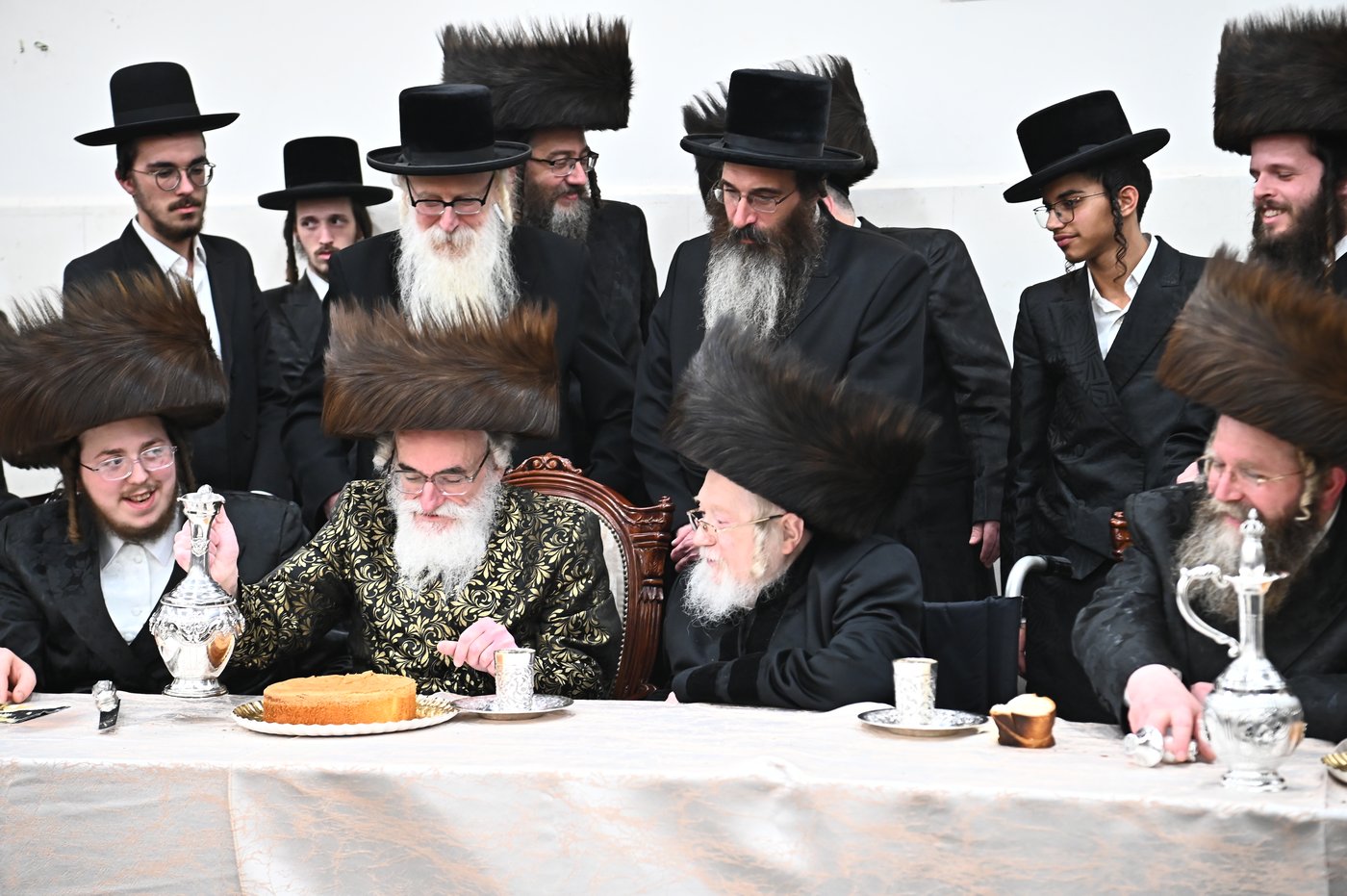 שמחת השבע ברכות בחצה"ק קרעטשניף - תולדות אהרן - קאסוב ויז'ניץ