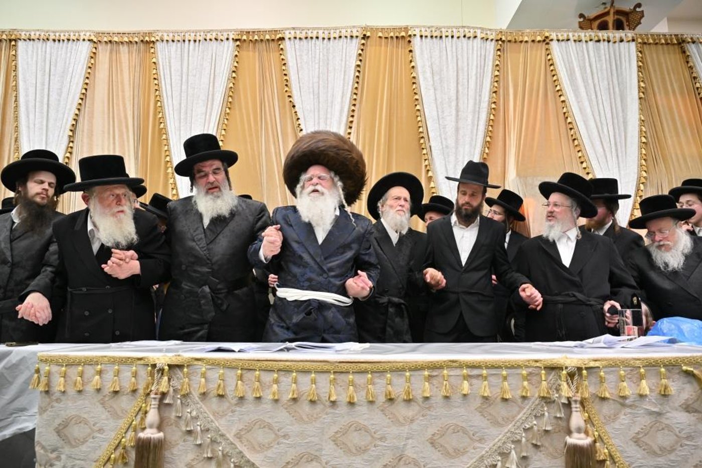 טיש ט"ו בשבט, ומעמד פדיון 'פטר חמור' בנדבורנה ירושלים 