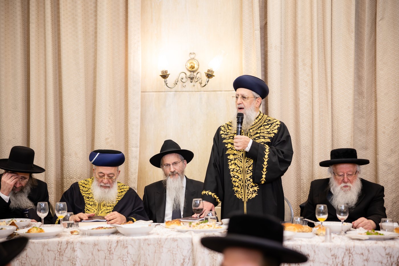 שמחת השבע ברכות לנישואי בתו של הרב בערל לאזאר