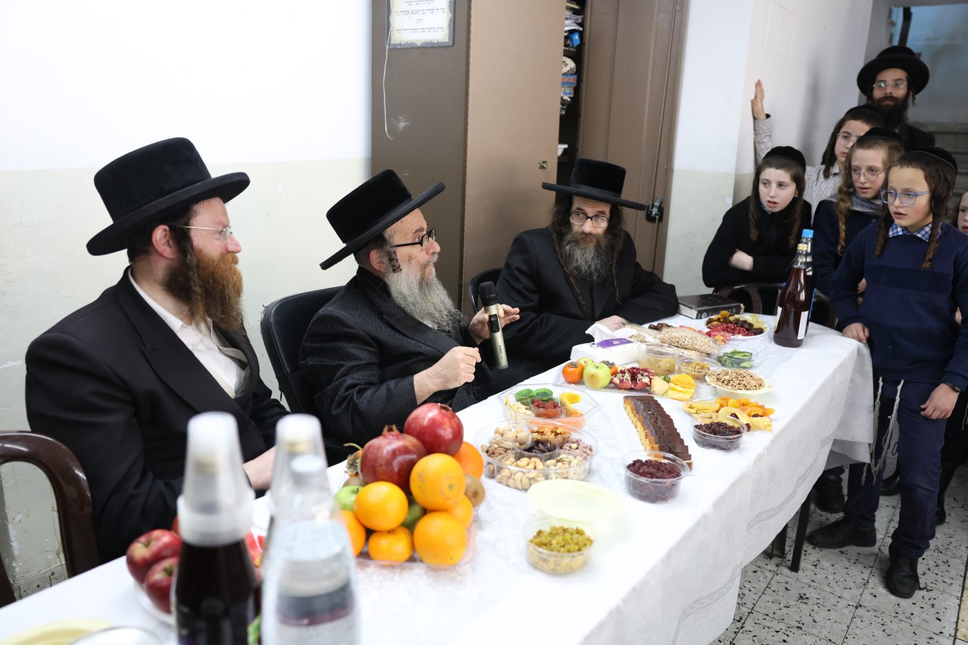 גאב"ד קארלסבורג בביקור בת''ת ריבניץ בצפת