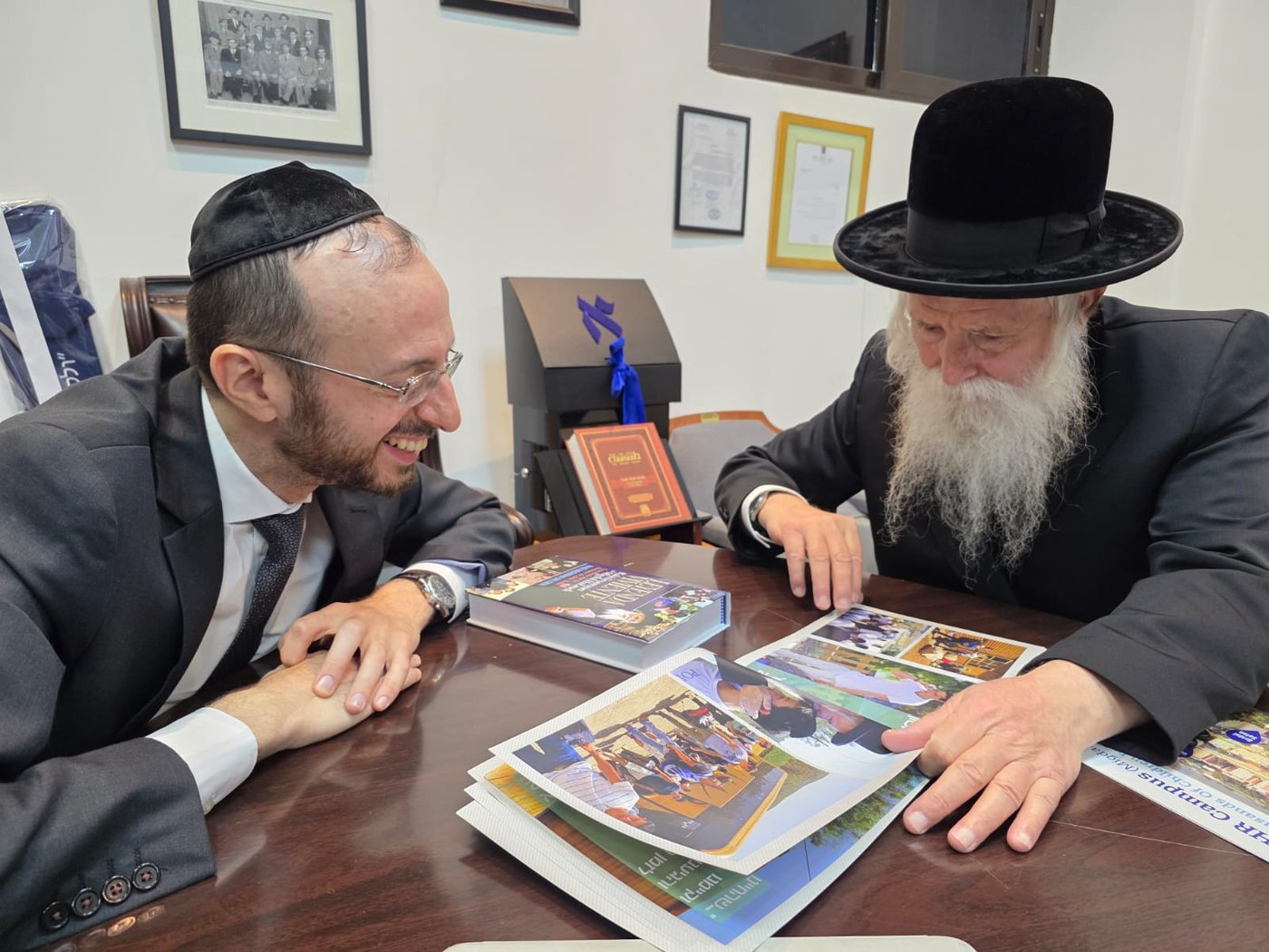 הגרי"ד גרוסמן במסע חיזוק ברחבי פנמה ומקסיקו