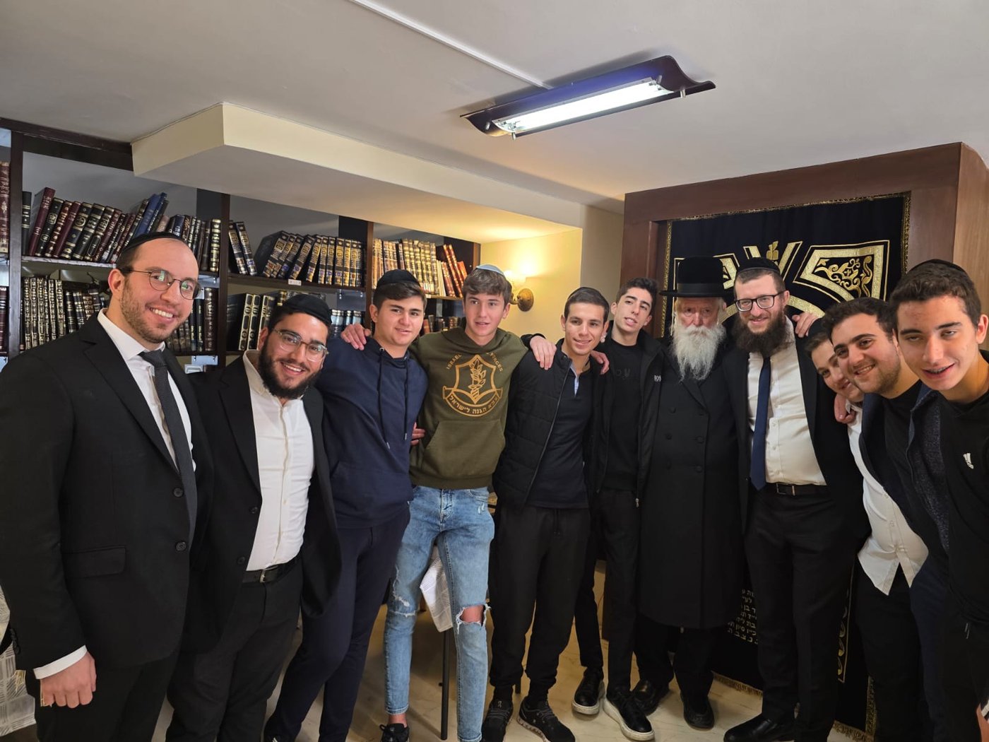 הגרי"ד גרוסמן במסע חיזוק ברחבי פנמה ומקסיקו