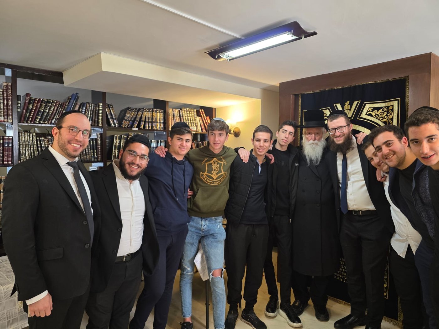 הגרי"ד גרוסמן במסע חיזוק ברחבי פנמה ומקסיקו