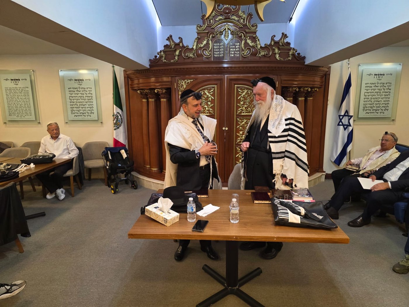 הגרי"ד גרוסמן במסע חיזוק ברחבי פנמה ומקסיקו