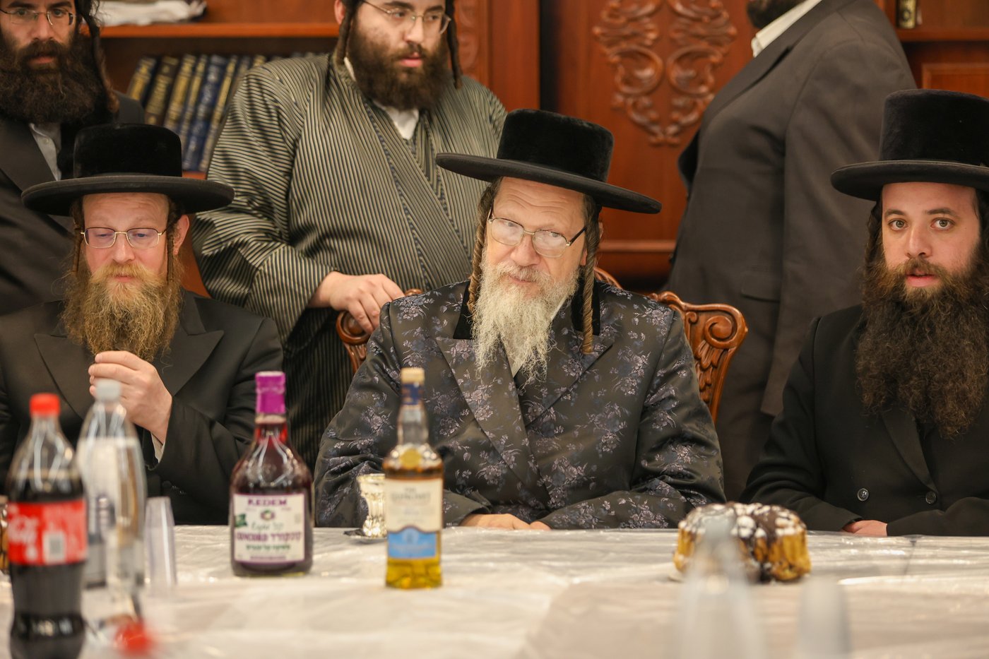 קביעת מזוזה וחנוכת הבית לביהמ"ד גאלנטע בירושלים