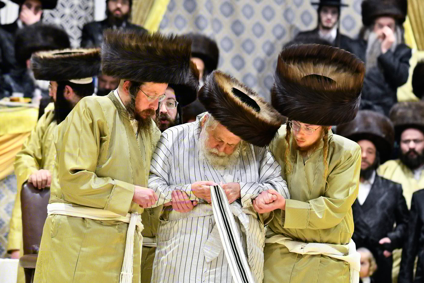 שמחת בית תולדות אברהם יצחק - מאקאווא - סטרופקוב
