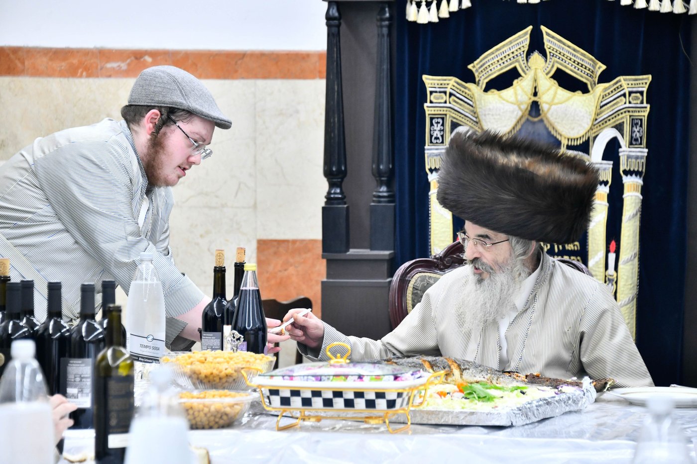 פורים בחצה"ק לעלוב