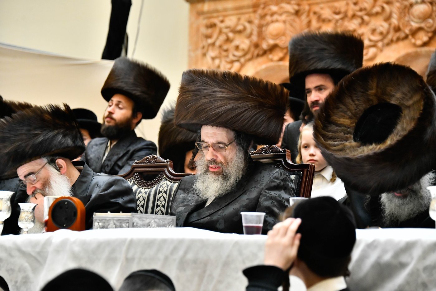 פורים בחצה"ק ויז'ניץ