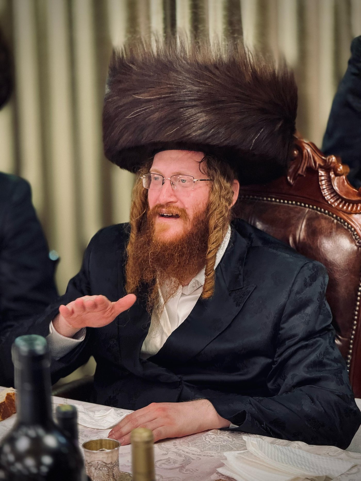 פורים בחצה"ק קאליב