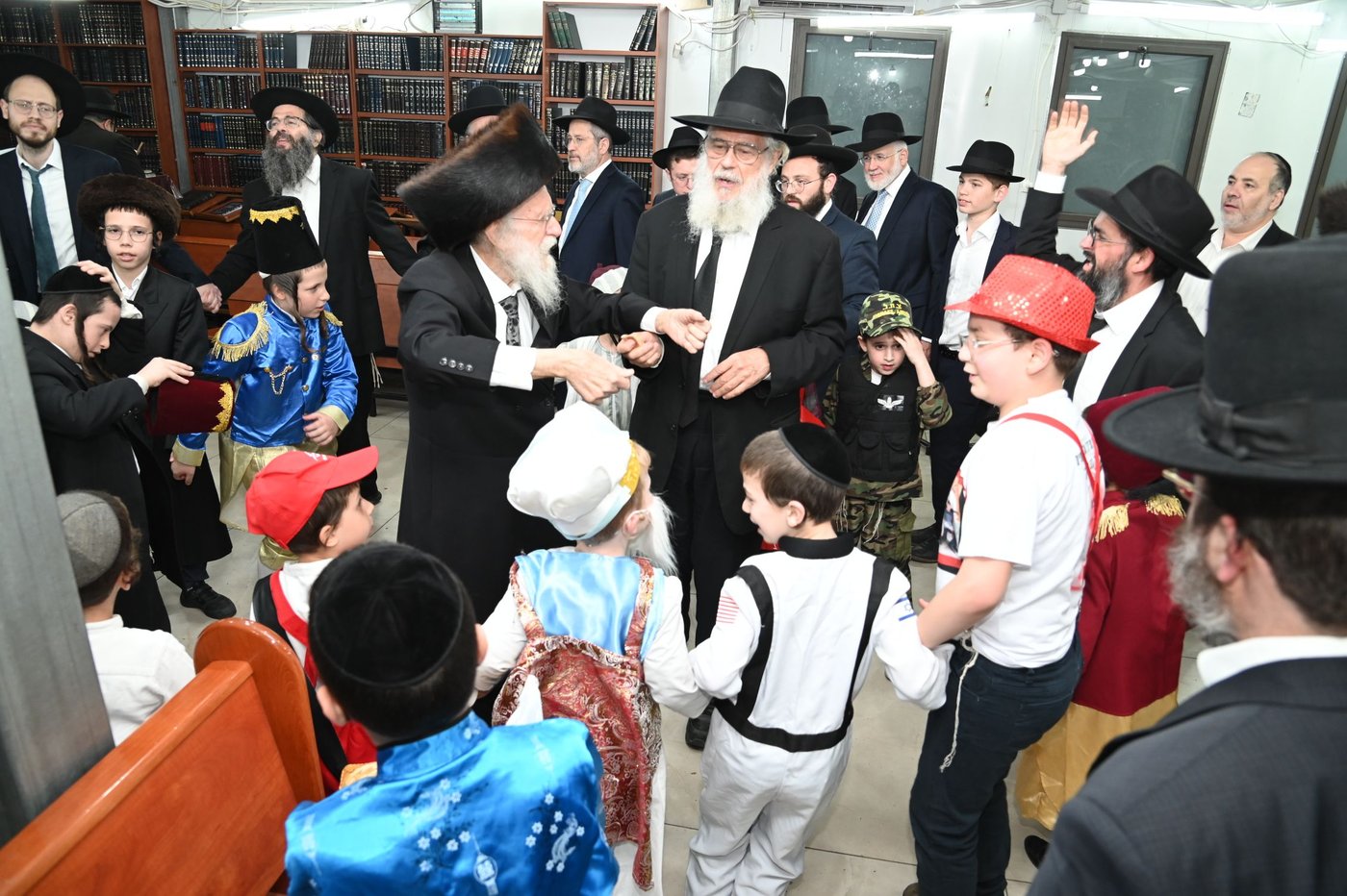 פורים אצל הגאון רבי שמעון גלאי