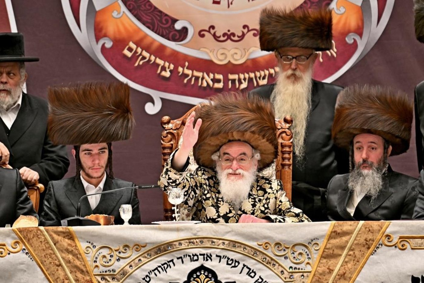 שמחת השבע ברכות בחצה"ק ויזניץ  - פרמישלאן 