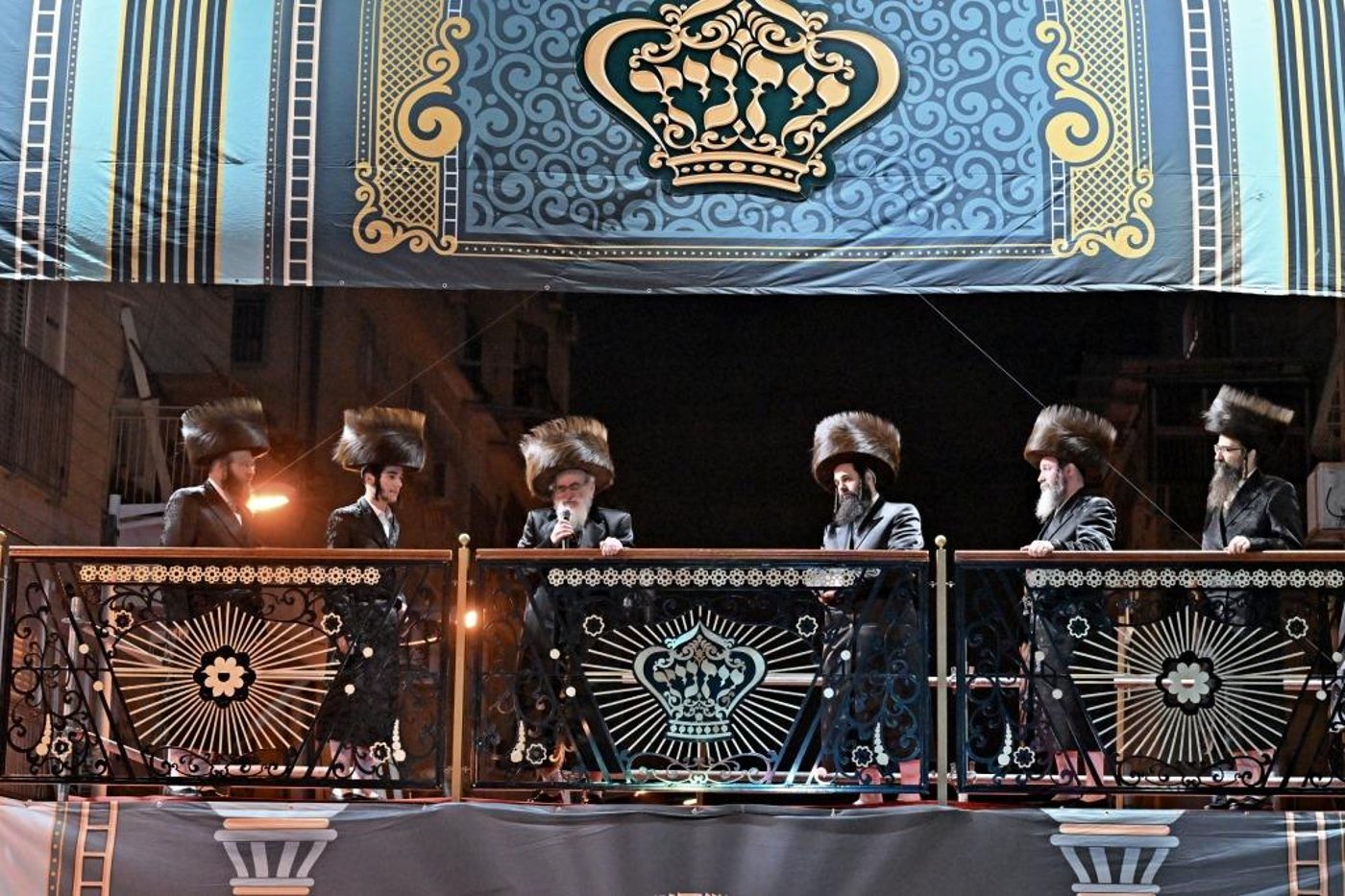 שמחת השבע ברכות בחצה"ק ויזניץ  - פרמישלאן 