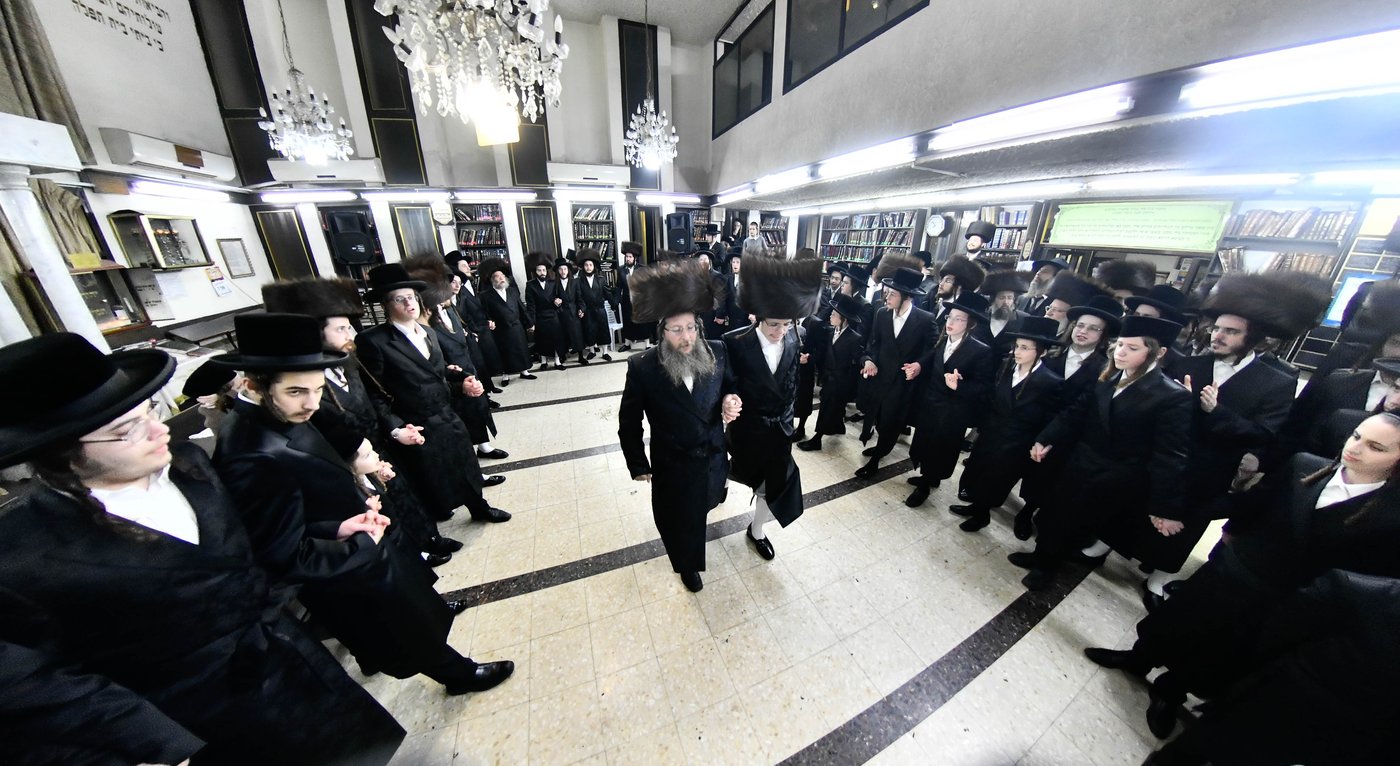 שמחת בית שאץ - אזמרה - זידטשויב- צאנז ירושלים- רמת שלמה