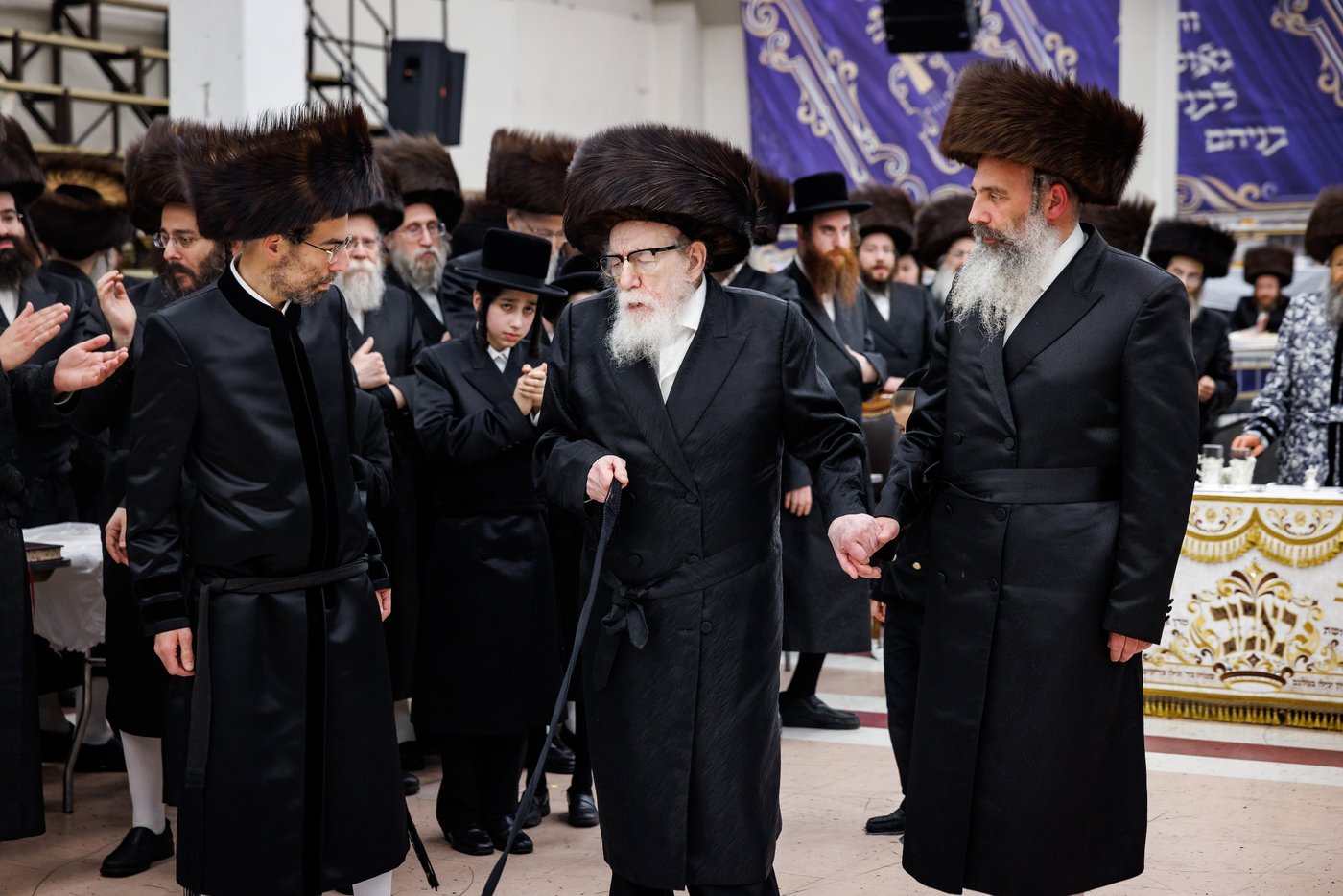 שמחת נישואי נכדת האדמו"ר מבאבוב 45