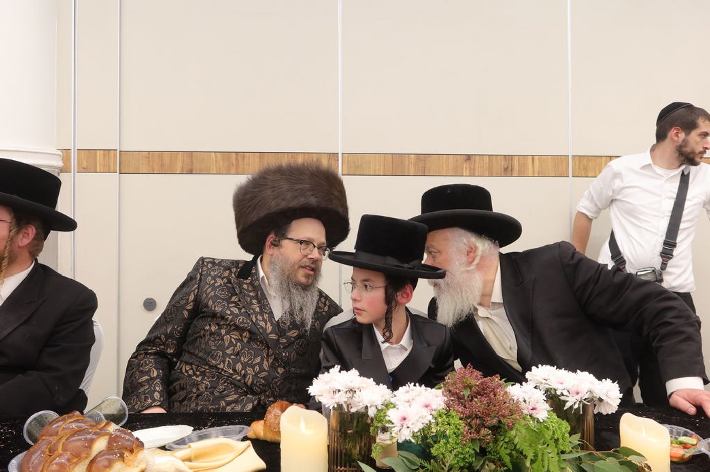 שמחת הבר מצווה לנכד האדמו"ר מבוסטון ביתר