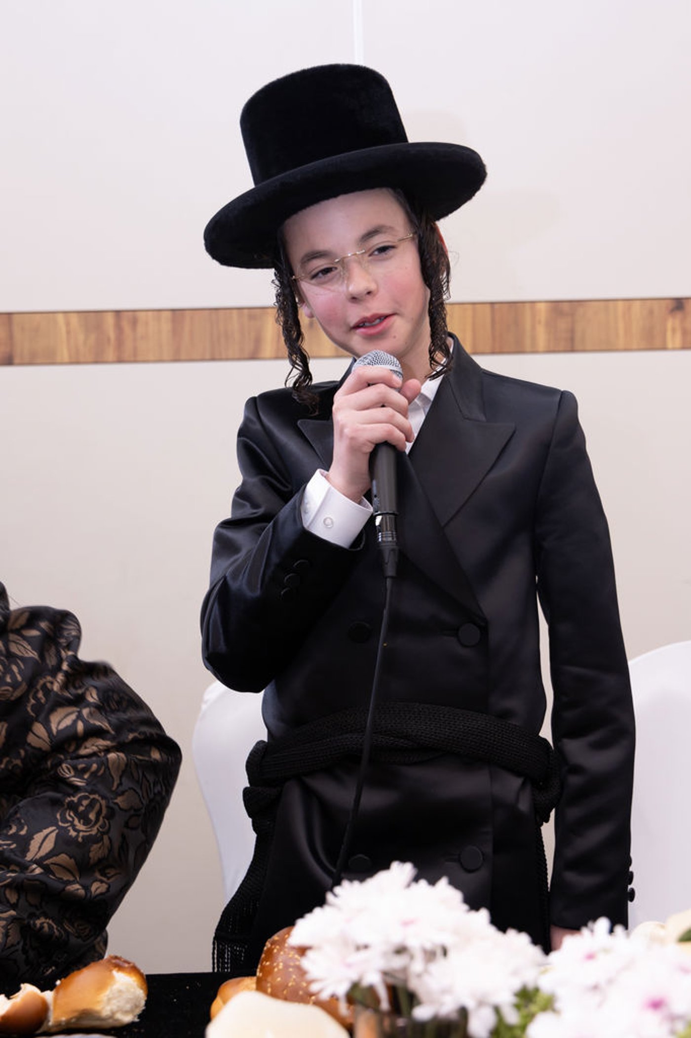 שמחת הבר מצווה לנכד האדמו"ר מבוסטון ביתר