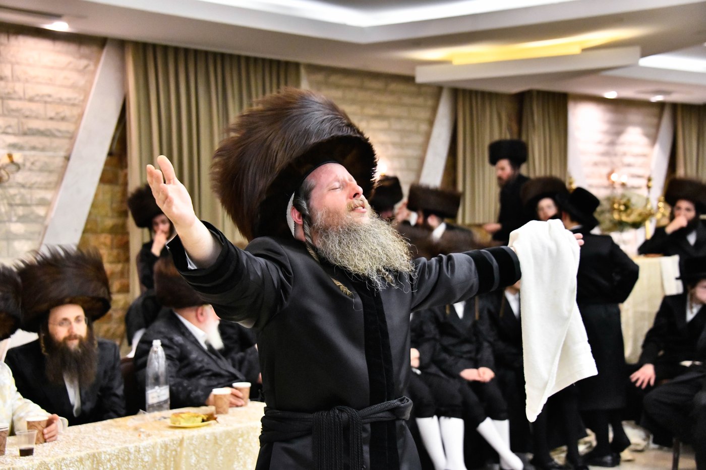 שמחת בית שאץ - אזמרה - זידטשויב- צאנז ירושלים- רמת שלמה