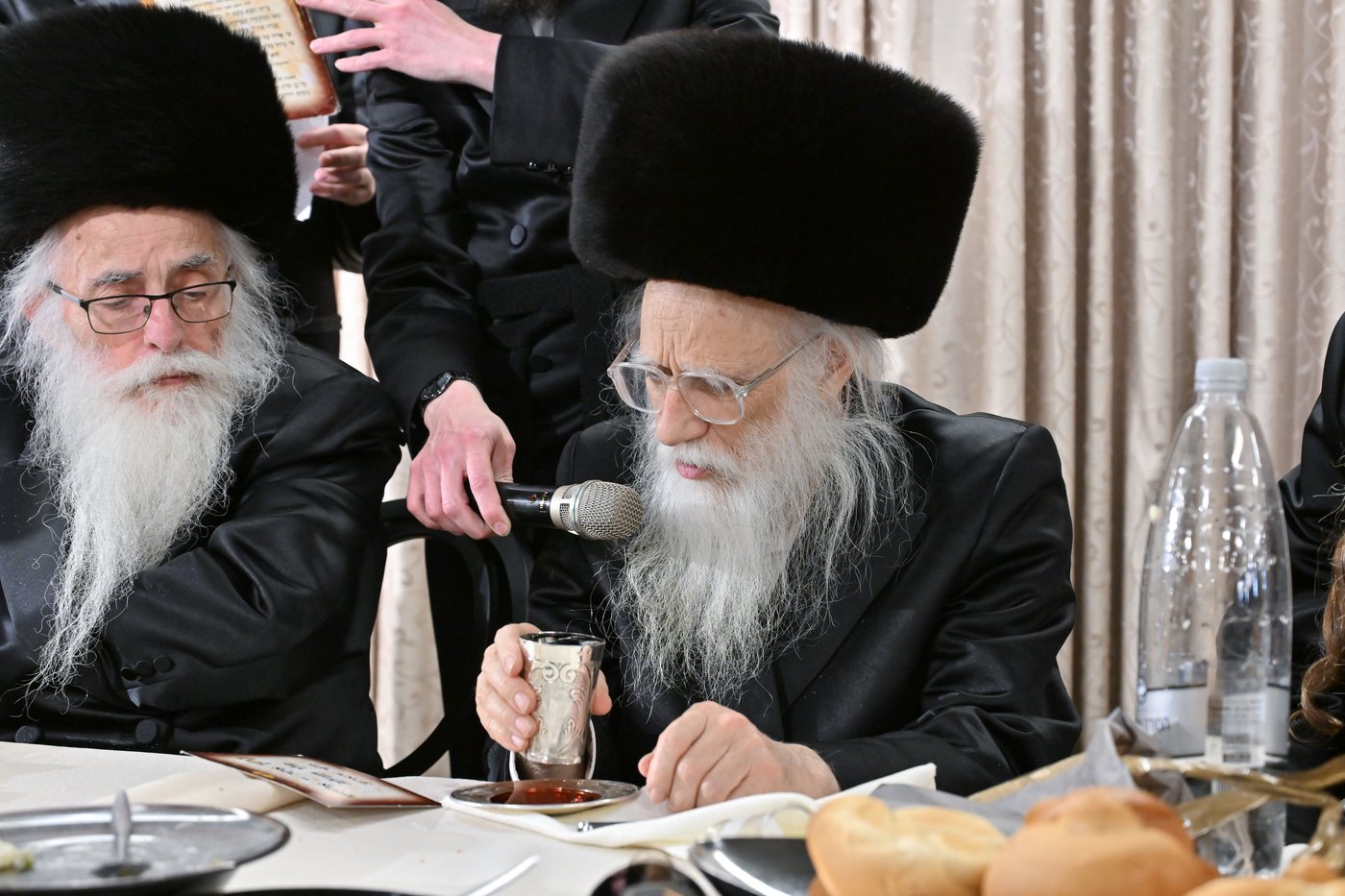 שמחת נישואי נכדת הגר"ש אלתר