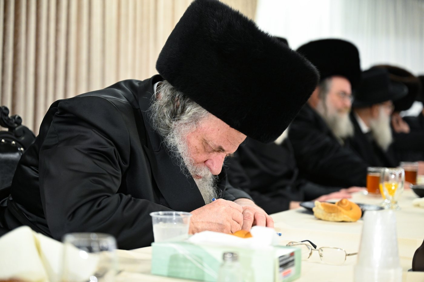 שמחת נישואי נכדת הגר"ש אלתר