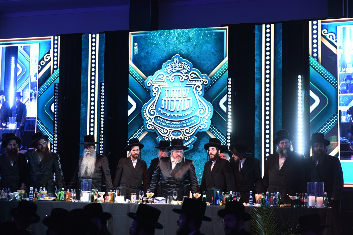 הרה"צ רבי אהרן מרדכי רוקח במסע הקודש בפולין