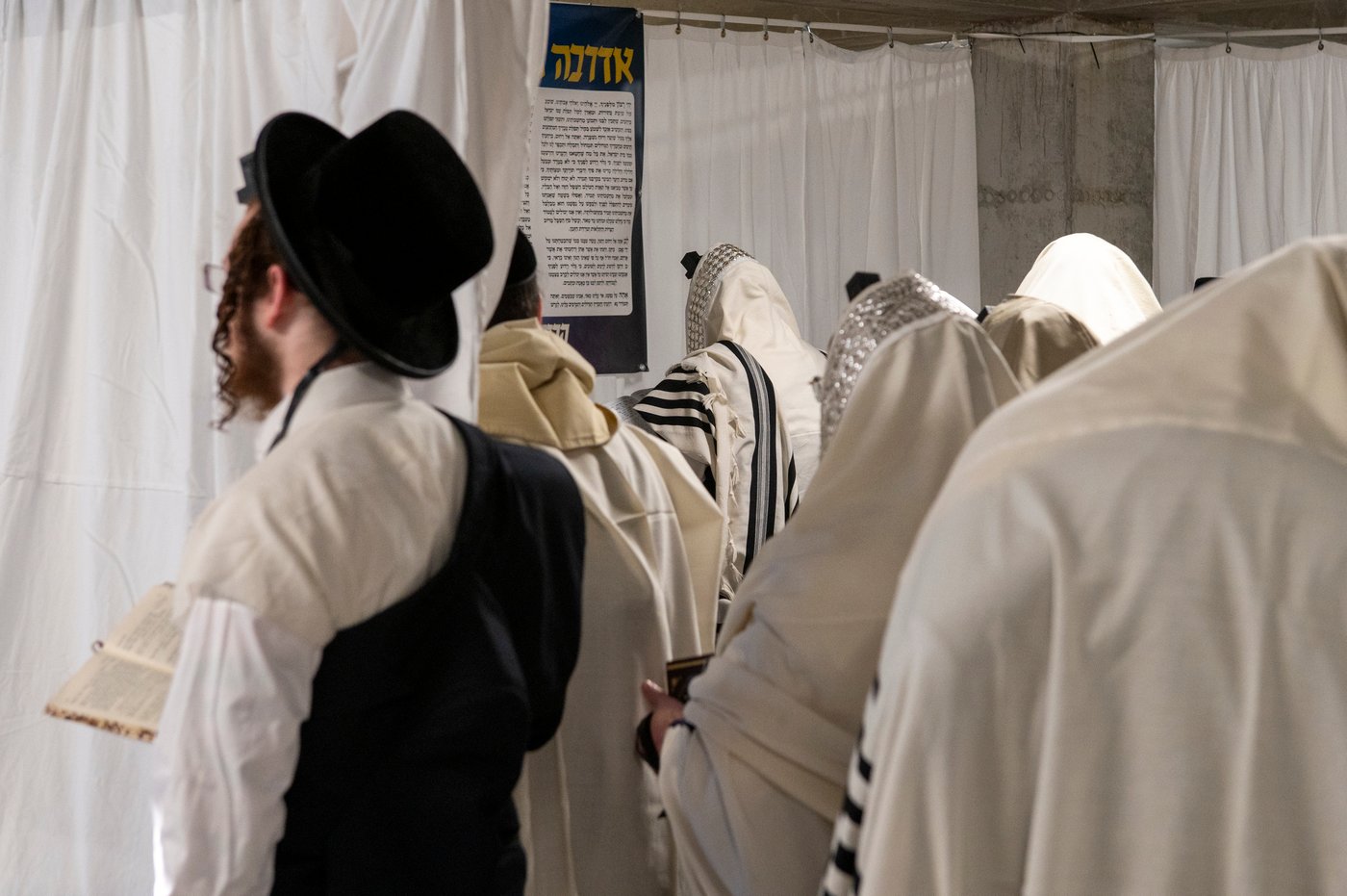 הילולא קדישא בליז'ענסק