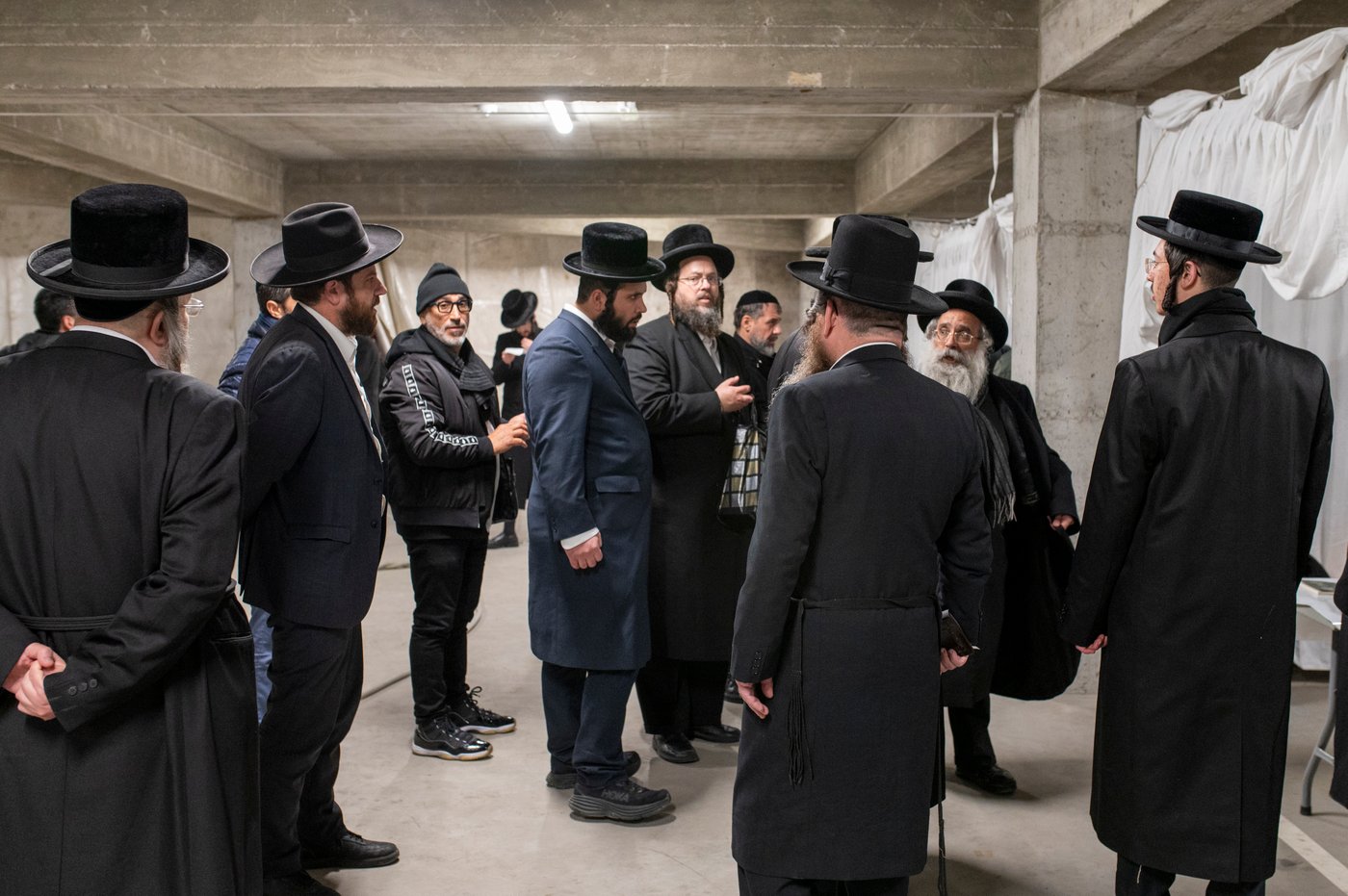 הילולא קדישא בליז'ענסק