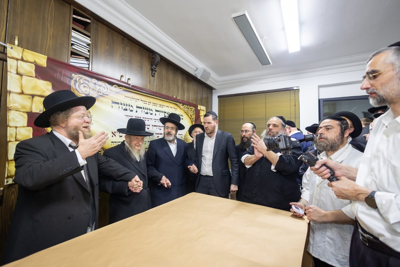 אפיית מצות עם הגר"ד סגל