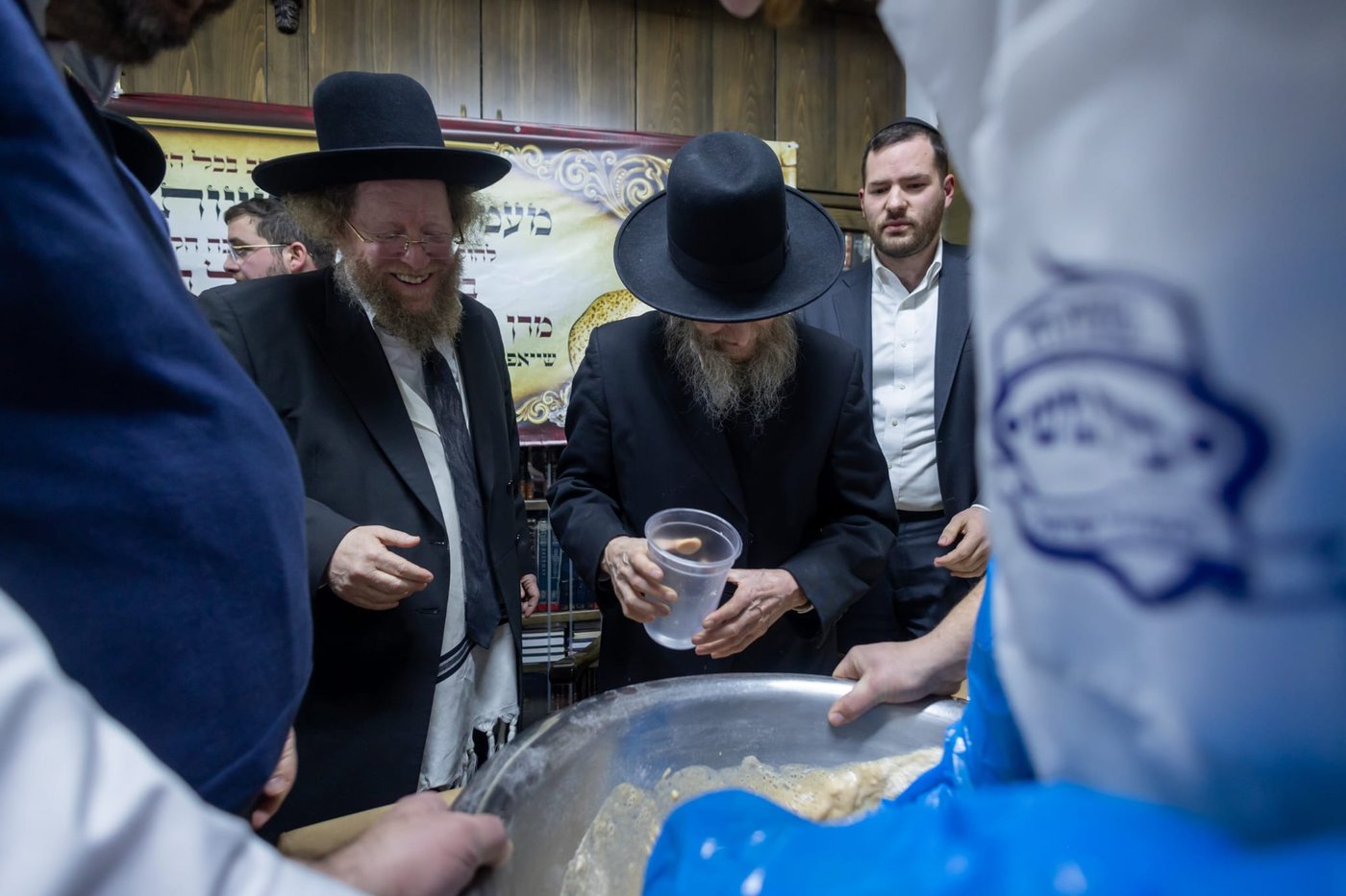 אפיית מצות עם הגר"ד סגל
