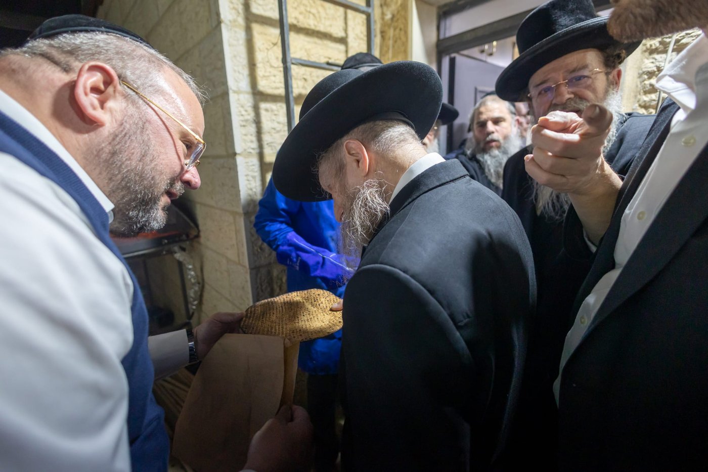 אפיית מצות עם הגר"ד סגל