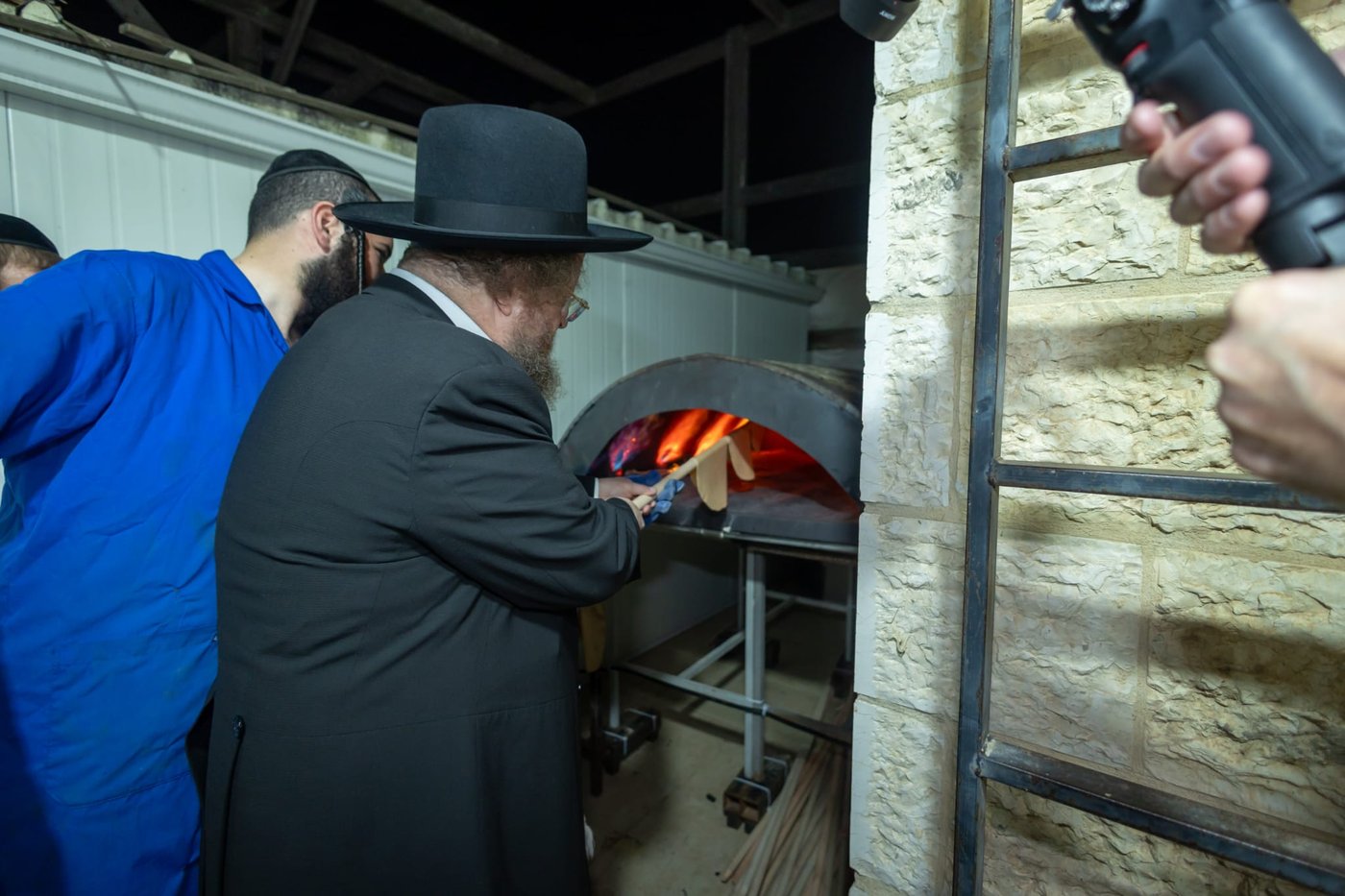 אפיית מצות עם הגר"ד סגל