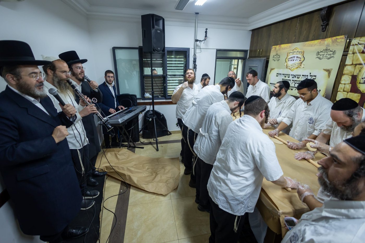 אפיית מצות עם הגר"ד סגל