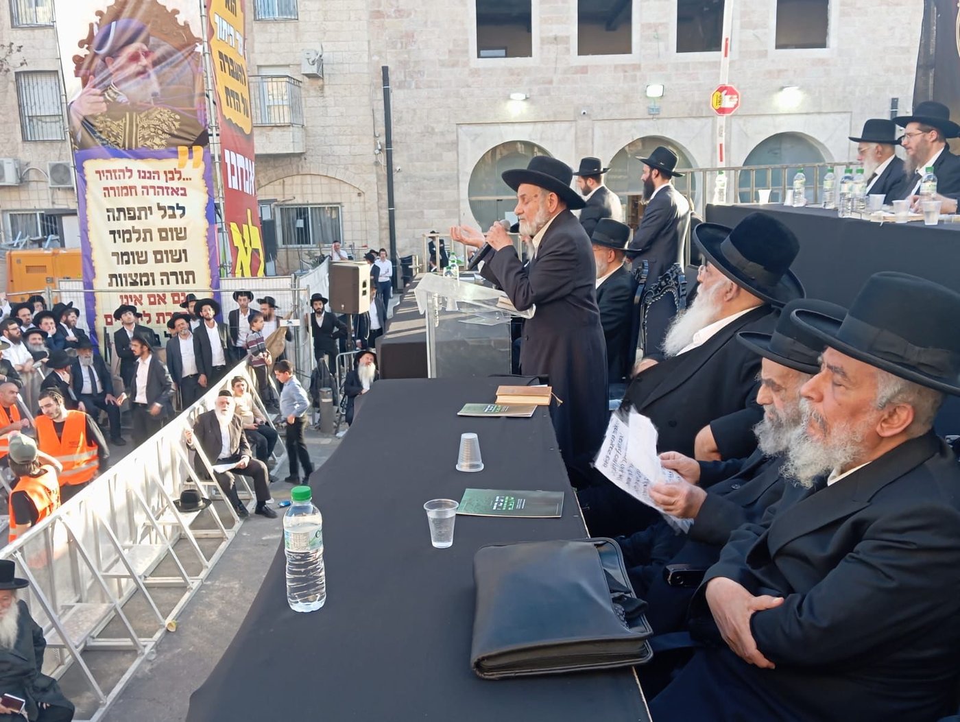 הרב בוארון בעצרת